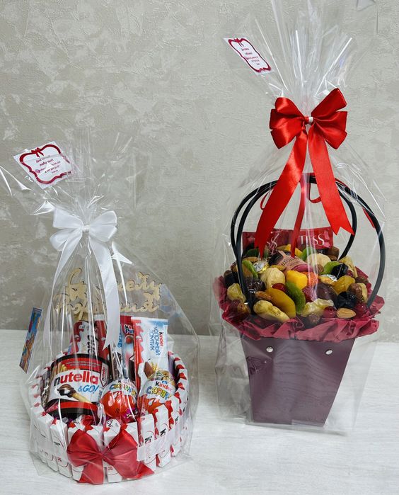 Корзинки с сухофруктами