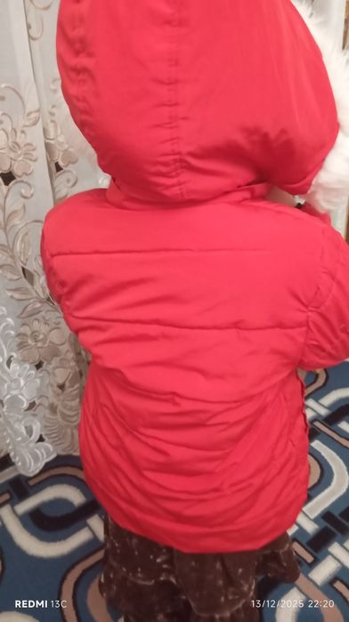 Qizaloqlar Kurtka sotiladi