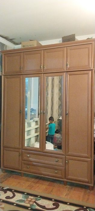 Спальный гарнитур