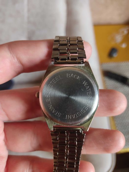 Продаю часы ORIENT