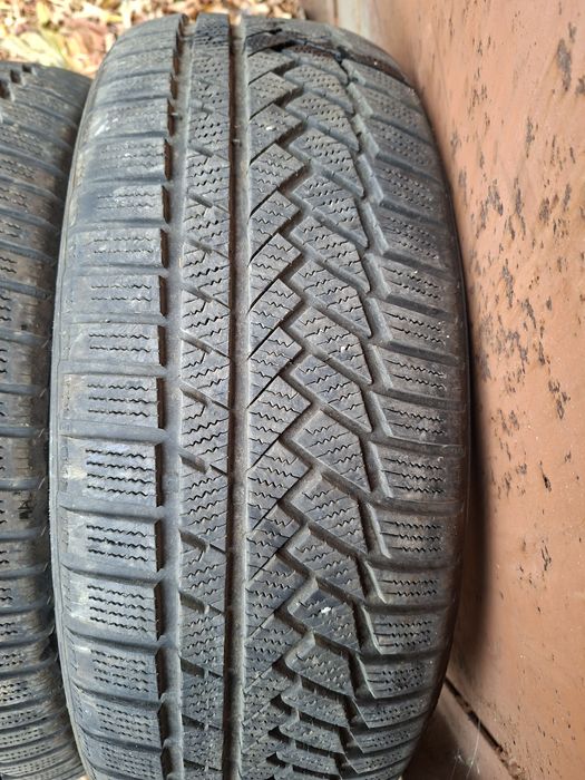Продам шины 235/50/20 континенталь