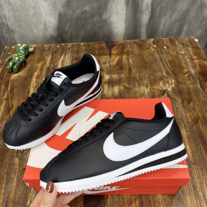 Кроссовки Nike Cortez