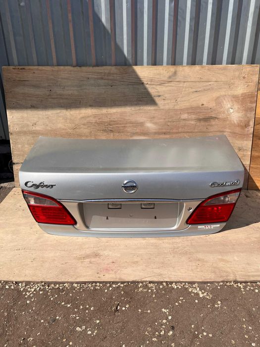 Крышка багажника на Ниссан Цефиро Максима А33 из Японии