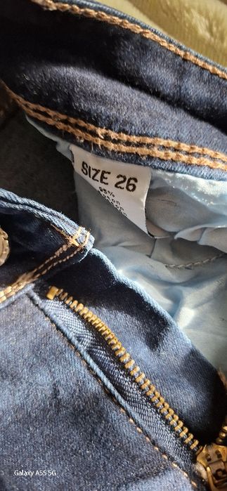 Blugi noi elastici si pantaloni imblaniti