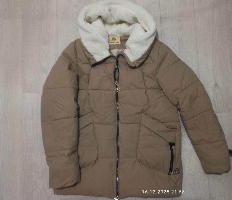 Продам куртку  зимнюю