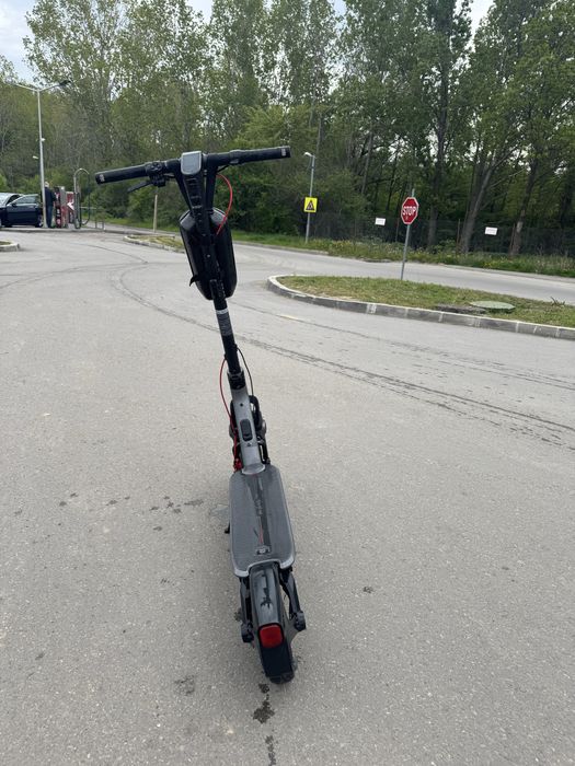 Електрическа тротинетка Segway F3
