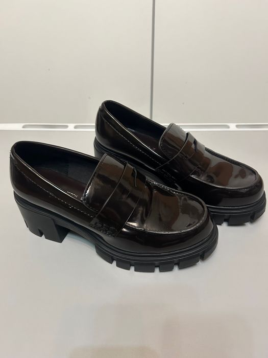 Детская обувь кроссовки