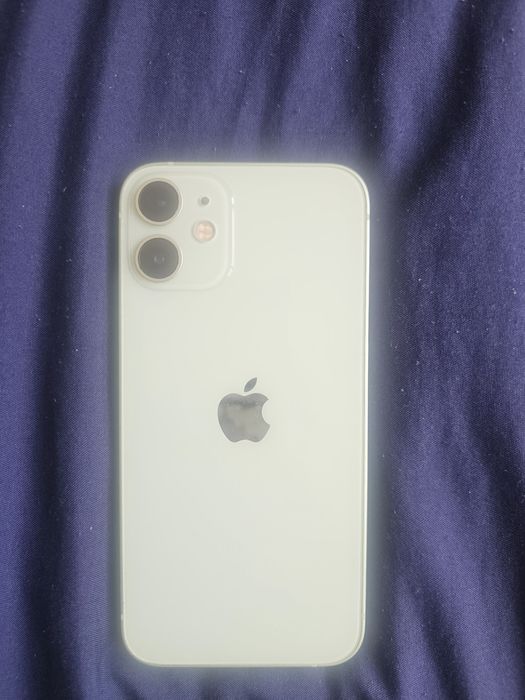 Iphone 12 mini  серия