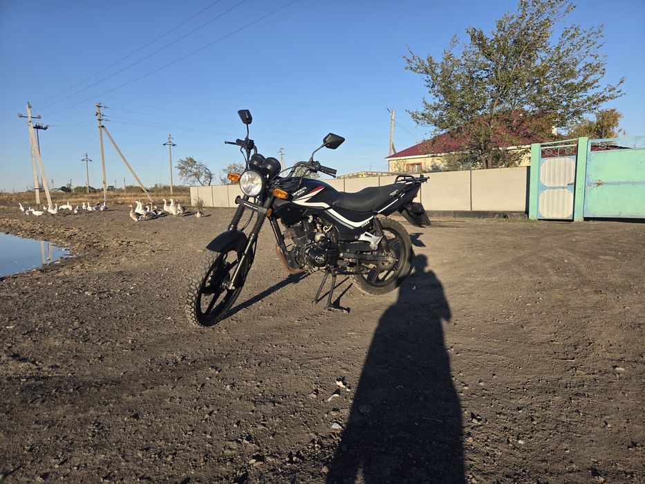Продам мотоцикл tiger 200