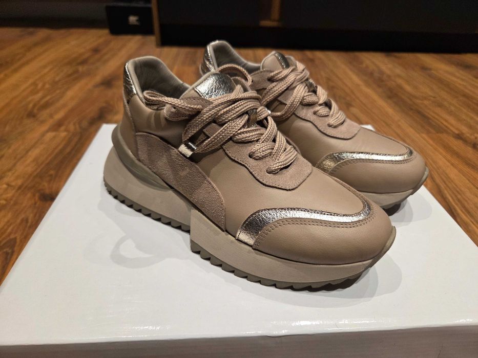 Нови обувки естествена кожа