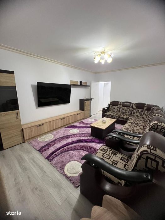 3 cam dec 80 mp living plus 2 dormitoare zona alexandru cel bun 600 e