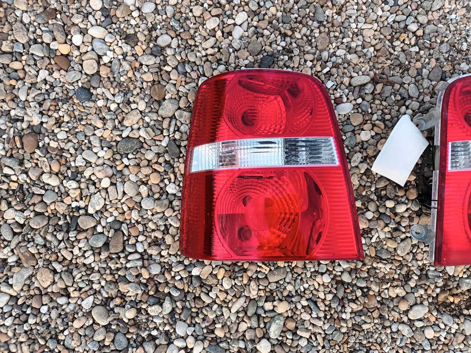 ляв и десен стоп за фолксваген туран 03 - 10 VOLKSWAGEN TOURAN туаран