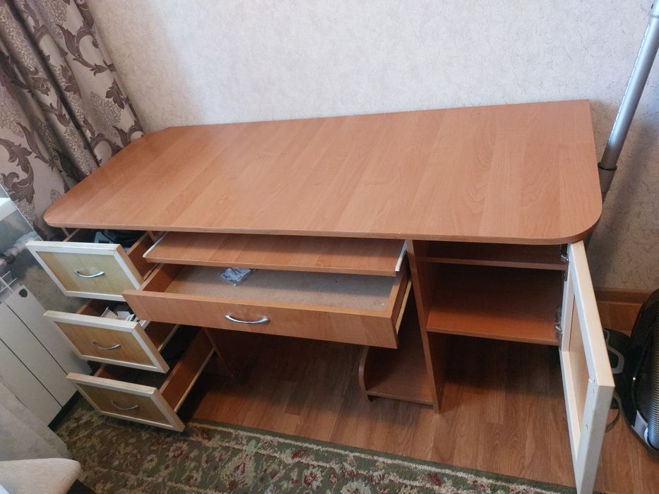Продам рабочий стол