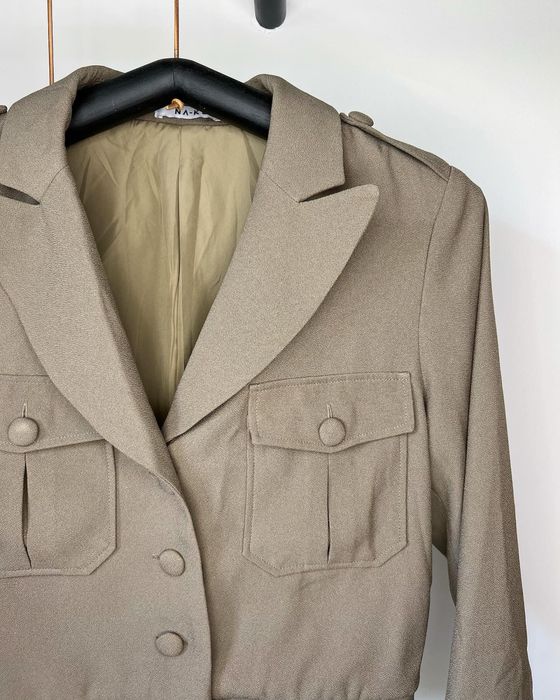 Тънко пролетно яке жилетка NA-KD