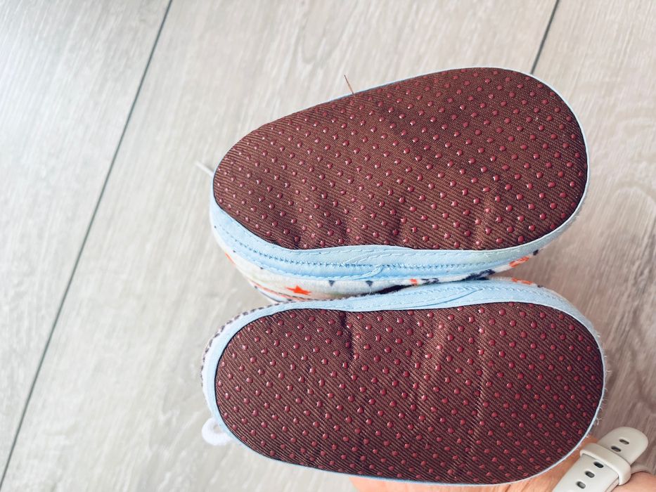 Топли буйки / ботушки