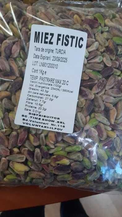 Miez fistic crud ambalat la 1Kg