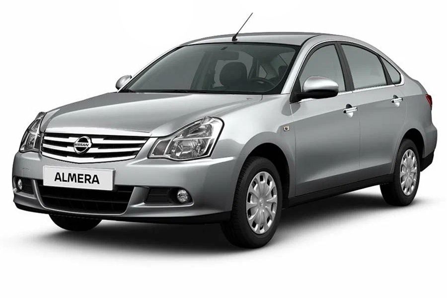 Стекла фар  Nissan almera 06-18г.