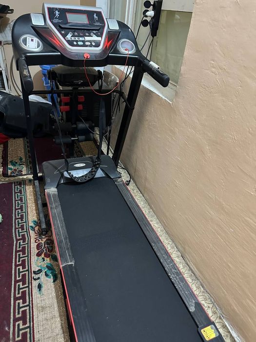 Беговая дорожка сотилади