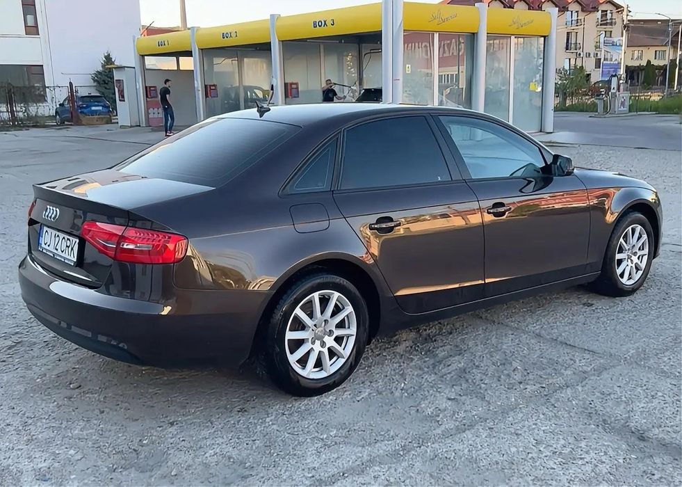 Audi a4. B8 Facelift 2.0 TDI CP. 177 an 2013 înmatriculat RO
