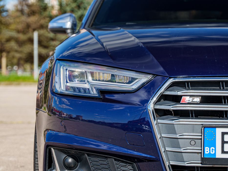 Audi s4 b9 2018 3.0 TFSI V6 турбо 354 к.с.