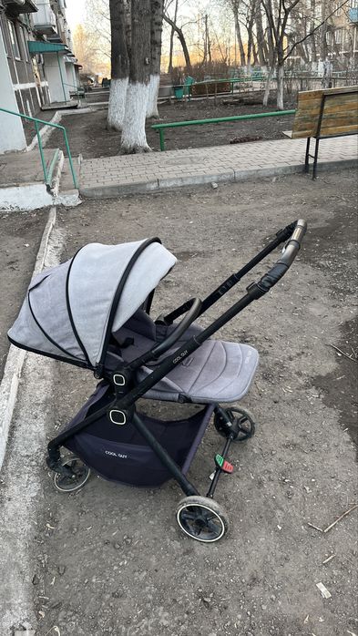 Продаю коляску прогулочную