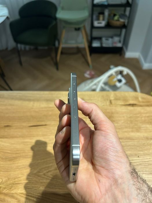 iPhone 15 Pro 128GB White Titanium – Stare impecabilă