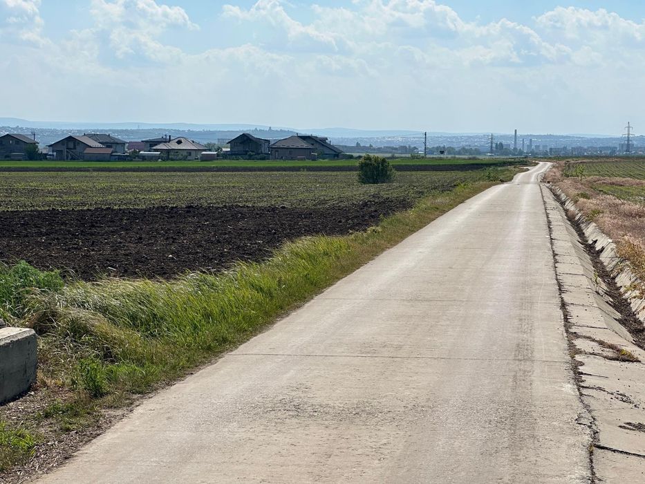 Teren Dancu deschidere la  aleea betonata