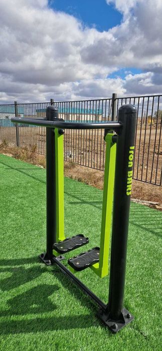 Тренажеры для улиц Скороход Твистер Жим от груди Воркаут