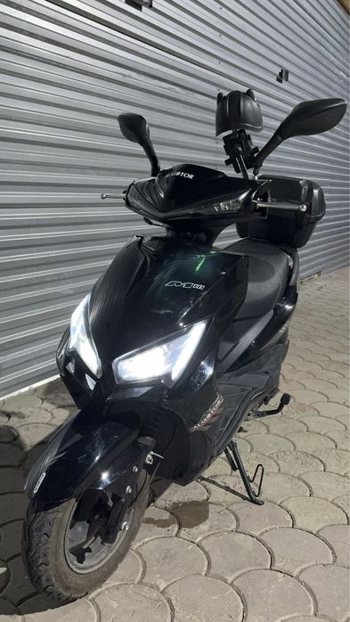 Скутер мопед м10