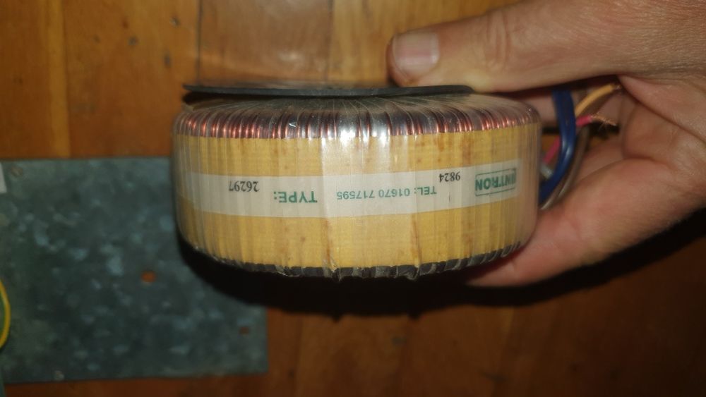 Transformator tiroidal