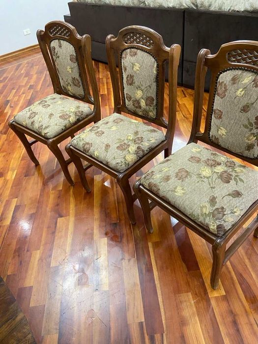 Продаются стулья из массива дерева , Малазия