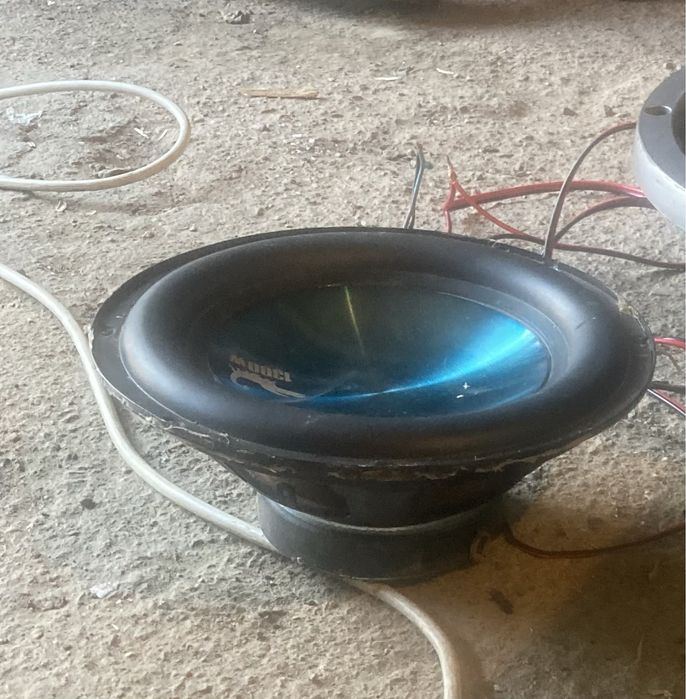 Продам Сабуфер торг ест