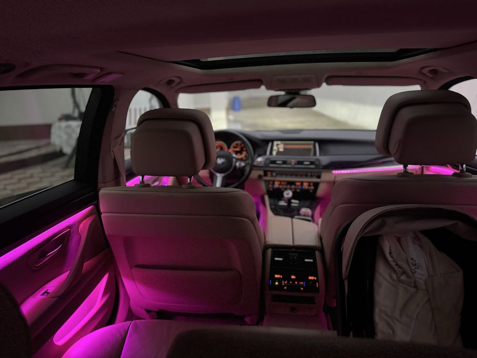 Lumini Ambientale Auto – Transformă-ți Mașina!