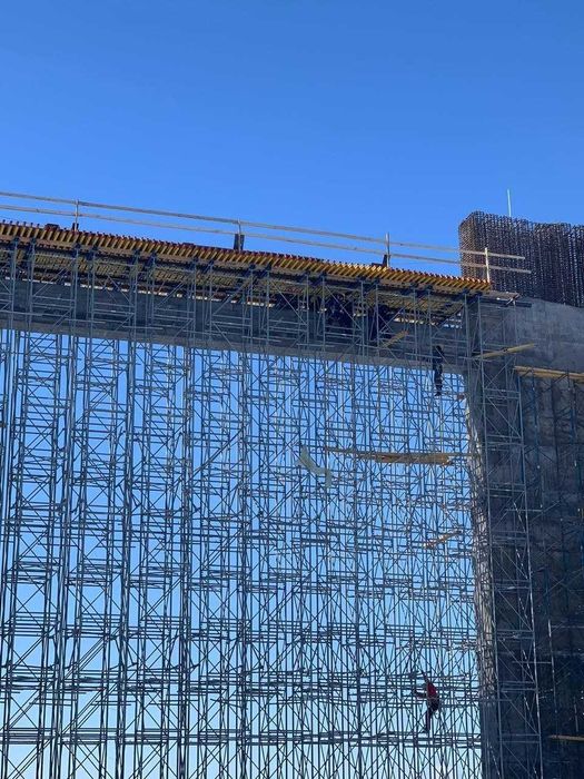 Lesa Abyomni Manalit lesa