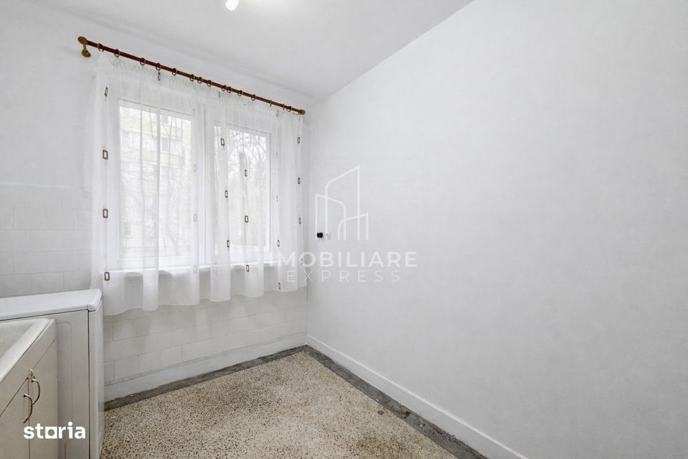 Apartament Semicentral cu 2 camere