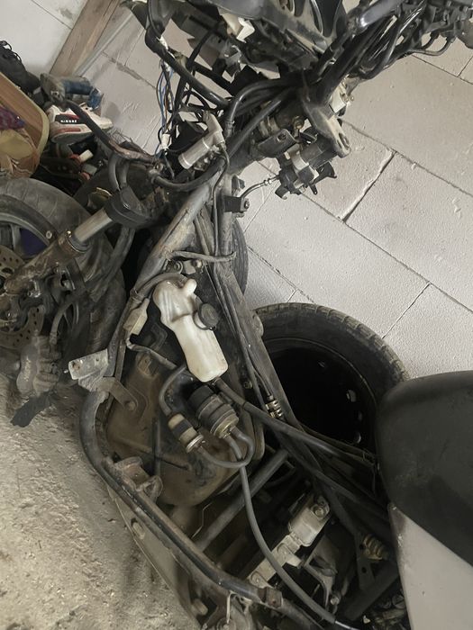 Vand honda jazz functional 250 pret 1000 de lei