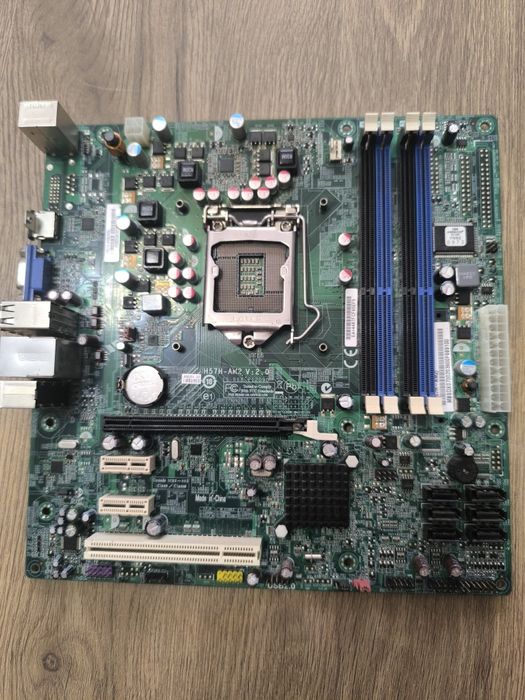 Продам комплект материнская плата процессор и кулер