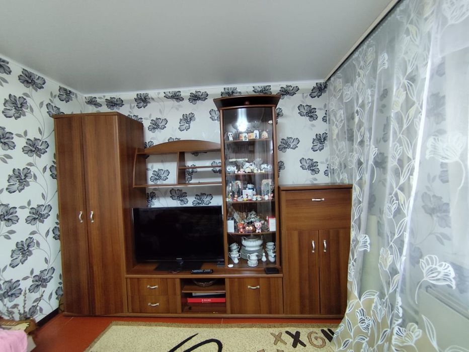 Стенка в гостиную