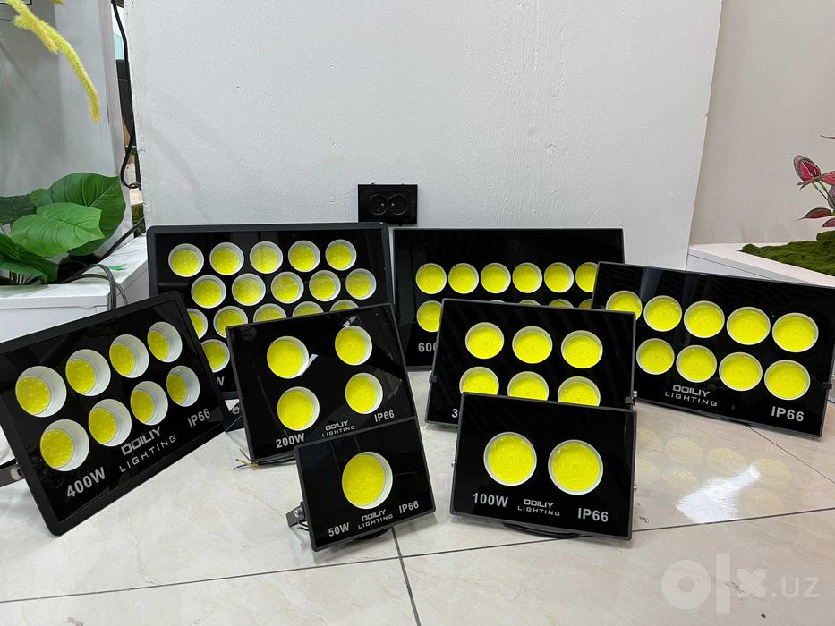 Светодиодный уличный LED прожектор