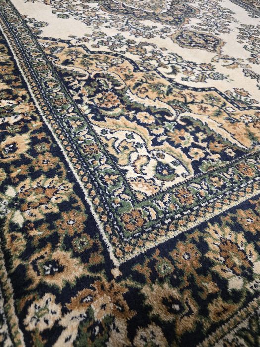 Ковёр из натуральной шерсти