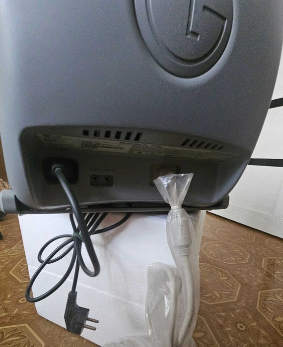 Продаётся монитор LG Studioworks 500 M