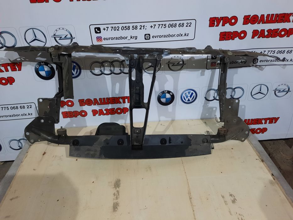 Телевизор на Ауди 80 В4