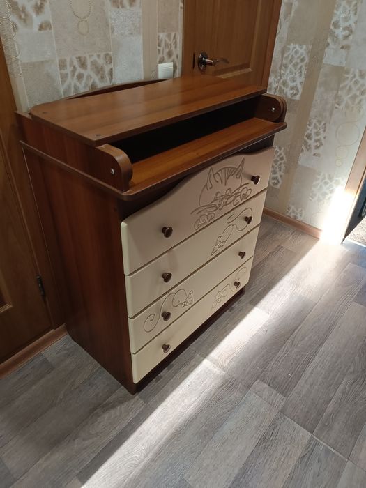 Пеленальный стол-комод