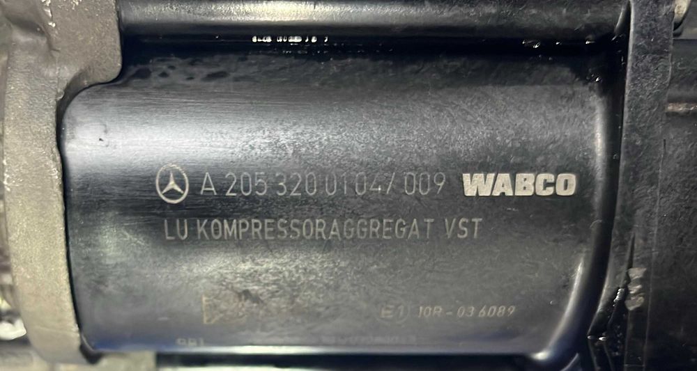 Compresor suspensie pneumatica Mercedes A2053200104
