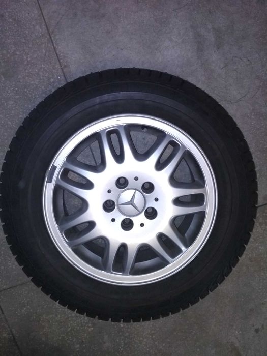 Автошины зимние ,"Gislaved" , с дисками ,на "Мерседесы" , шипы.
