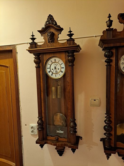 Ceas pendula cu 2 greutăți