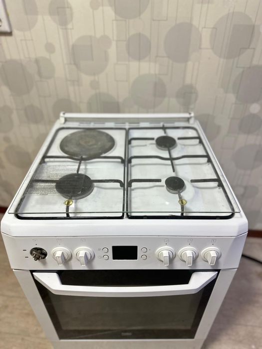 Газ-плита с духовкой Веко