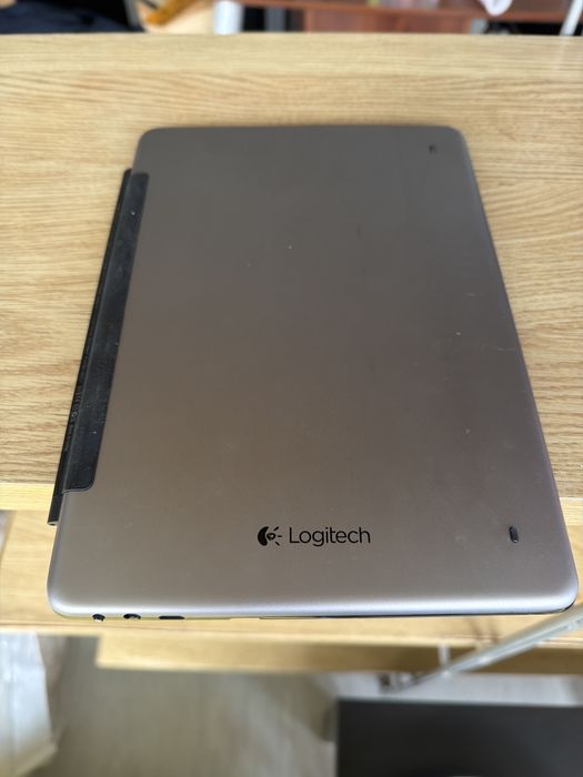 Tastatura pentru pad Logitech