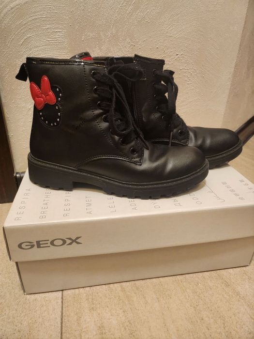 Черни детски боти от естествена кожа GEOX Disney 35 номер