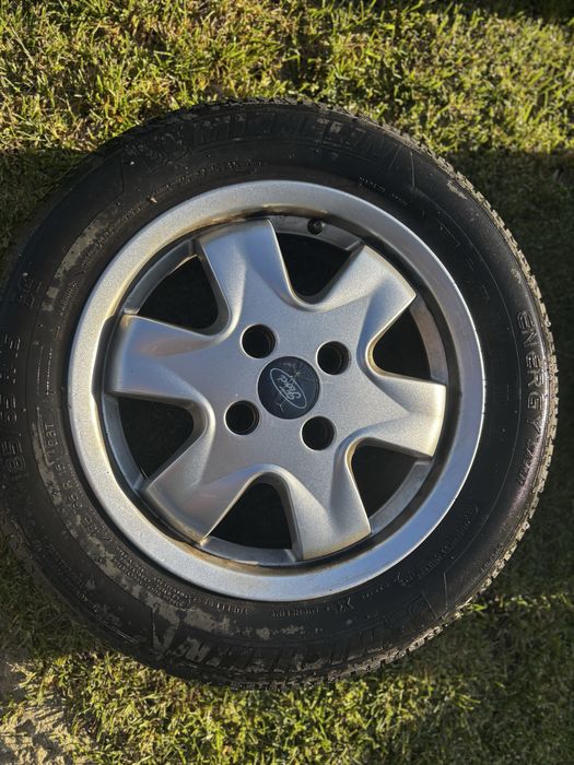 Джанти с гуми за Ford